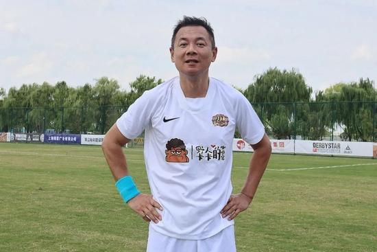 和她一起生活